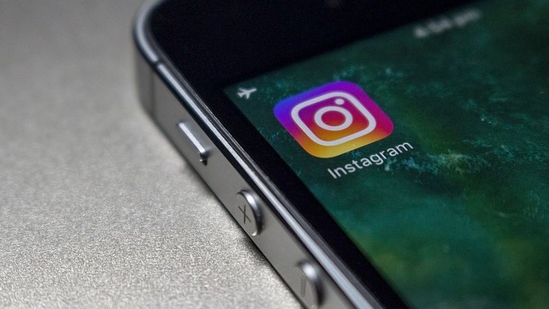 Instagram a făcut un nou update și a intrdus o funcție de care te vei bucura cu siguranță