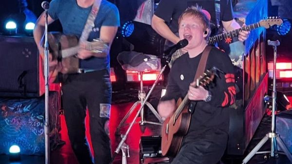 Coldplay & Ed Sheeran - Fix You (Live at Shepherd's Bush Empire)