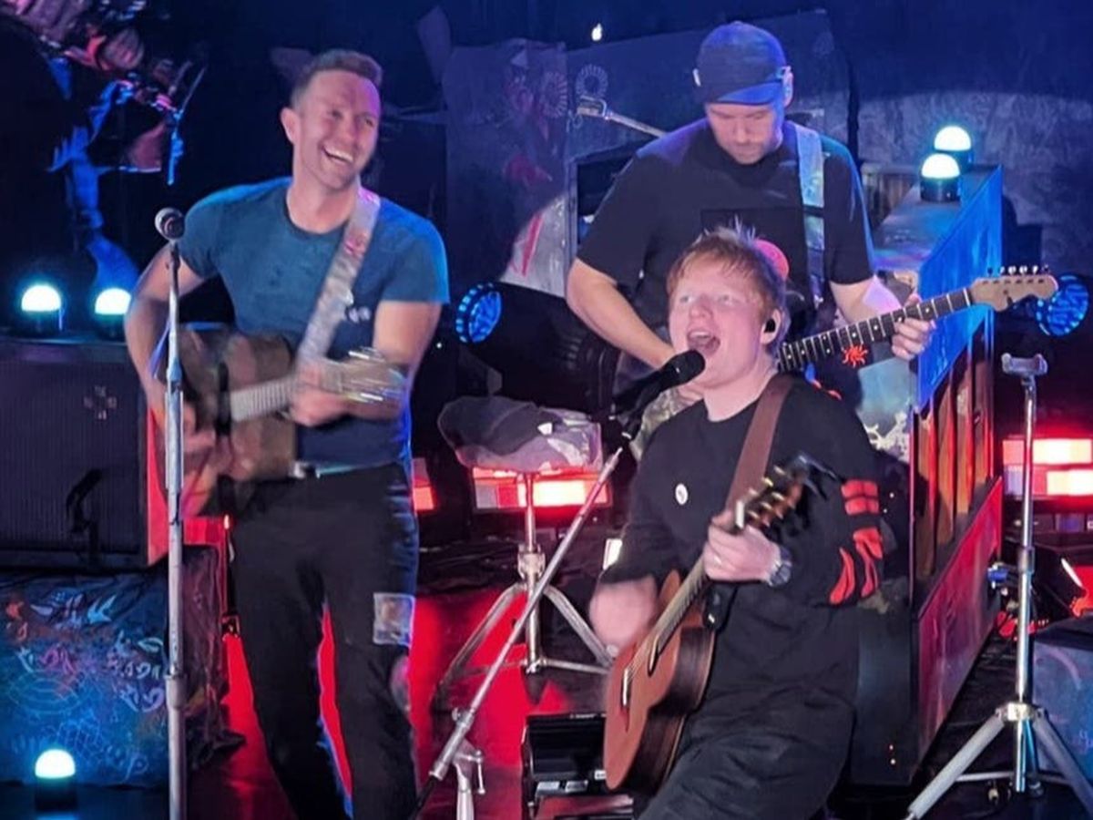 Coldplay & Ed Sheeran - Fix You (Live at Shepherd's Bush Empire)