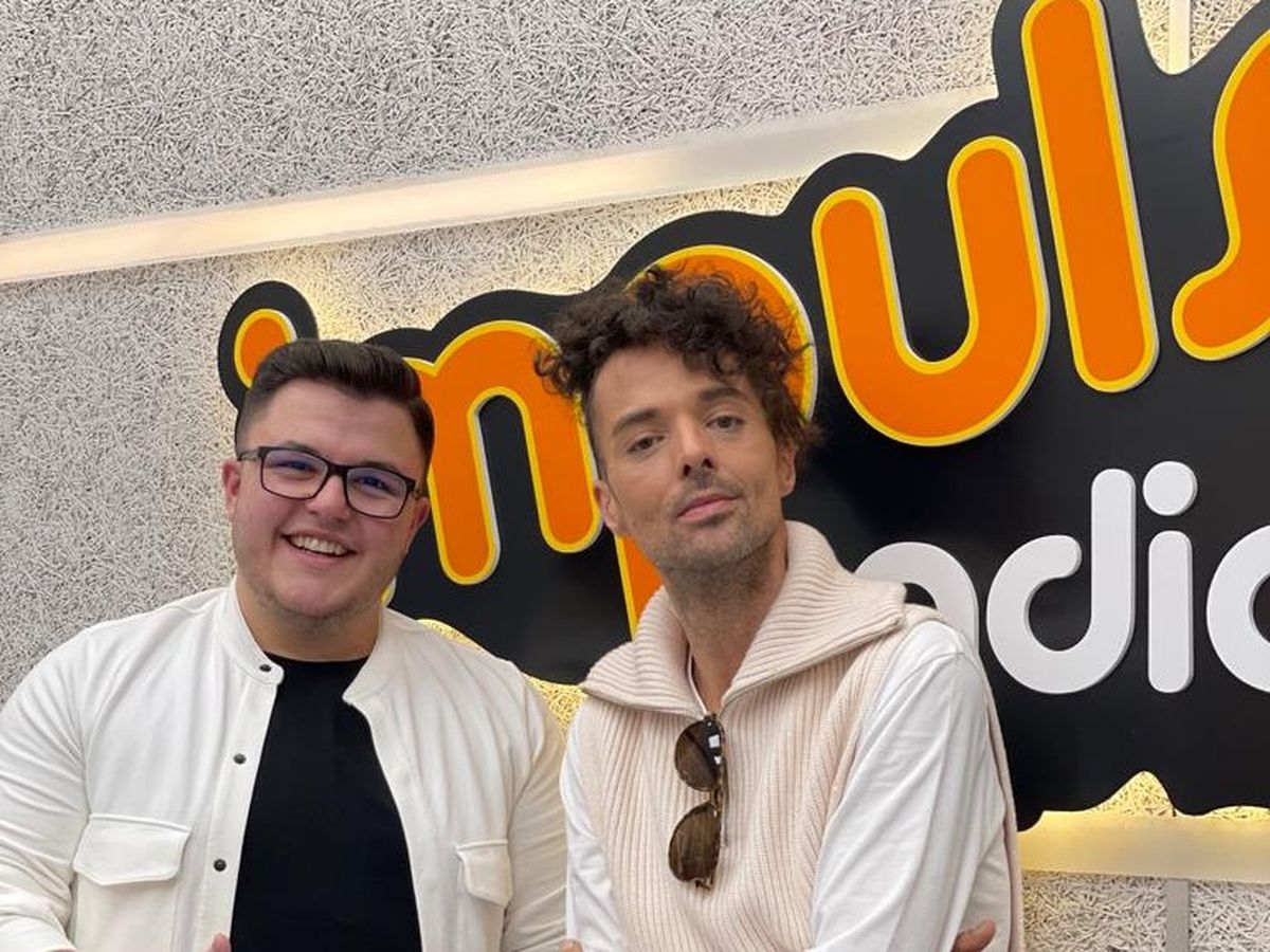 Bară la Bară | Tudor Ionescu de la Fly Project a lansat &bdquo;En Vogue&rdquo;. Am sunat-o pe Sore &icirc;n direct de ziua ei