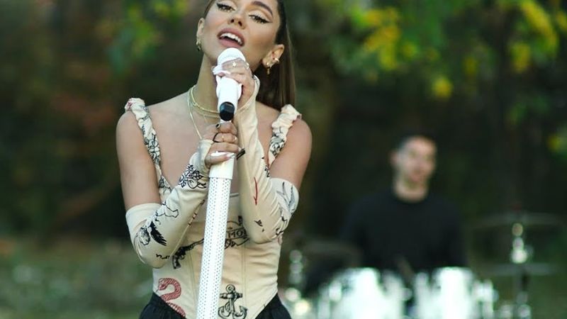 Mira a lansat o versiune live a piesei &bdquo;Cheia inimii mele"