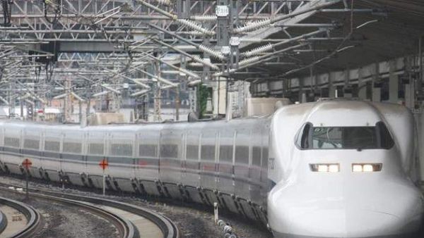 Dimineața Nebună: Un mecanic de tren din Japonia și-a dat &icirc;n judecată angajatorul după ce a fost amendat pentru o &icirc;nt&acirc;rziere de 1 minut