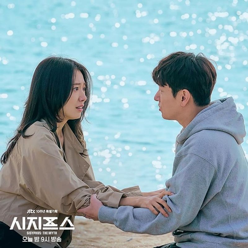 Ţi-a plăcut Squid Game? Iată alte cinci seriale sud-coreene pe care le găseşti pe Netflix