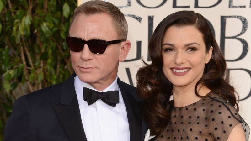 Dimineața Nebună: De c&acirc;t timp are James Bond pentru a seduce o femeie?!