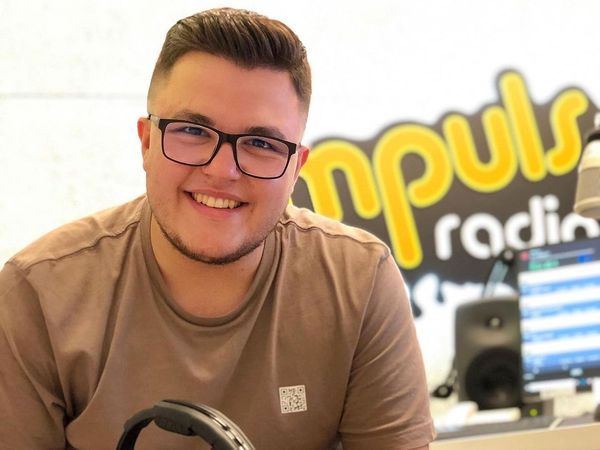 Bară la Bară. 17 noiembrie - Ziua Internațională a Studenților