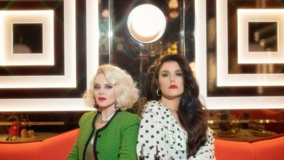 Kylie Minogue și Jessie Ware au lansat videoclipul piesei „Kiss of Life”