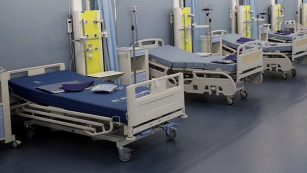 Dimineața Nebună: Situație tragico-comică la spitalul din Brăila! Paturile nu încap pe ușile secției
