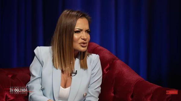 Andreea Antonescu, dezvăluiri incredibile despre &icirc;nceputul carierei sale muzicale: &bdquo;Tata m-ar fi văzut o ingineră de succes&rdquo;