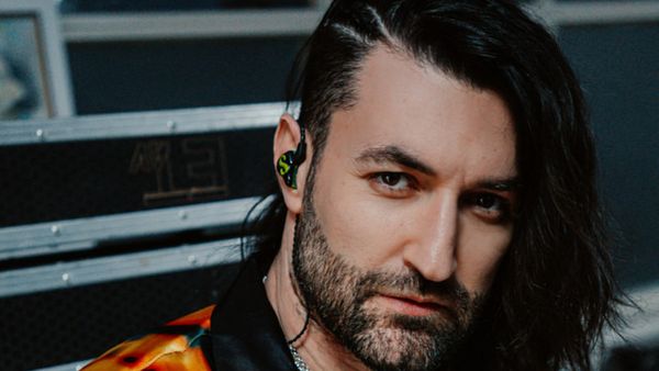 Smiley lansează un serial muzical! Când apare pe Youtube „Mai mult de-o viață”