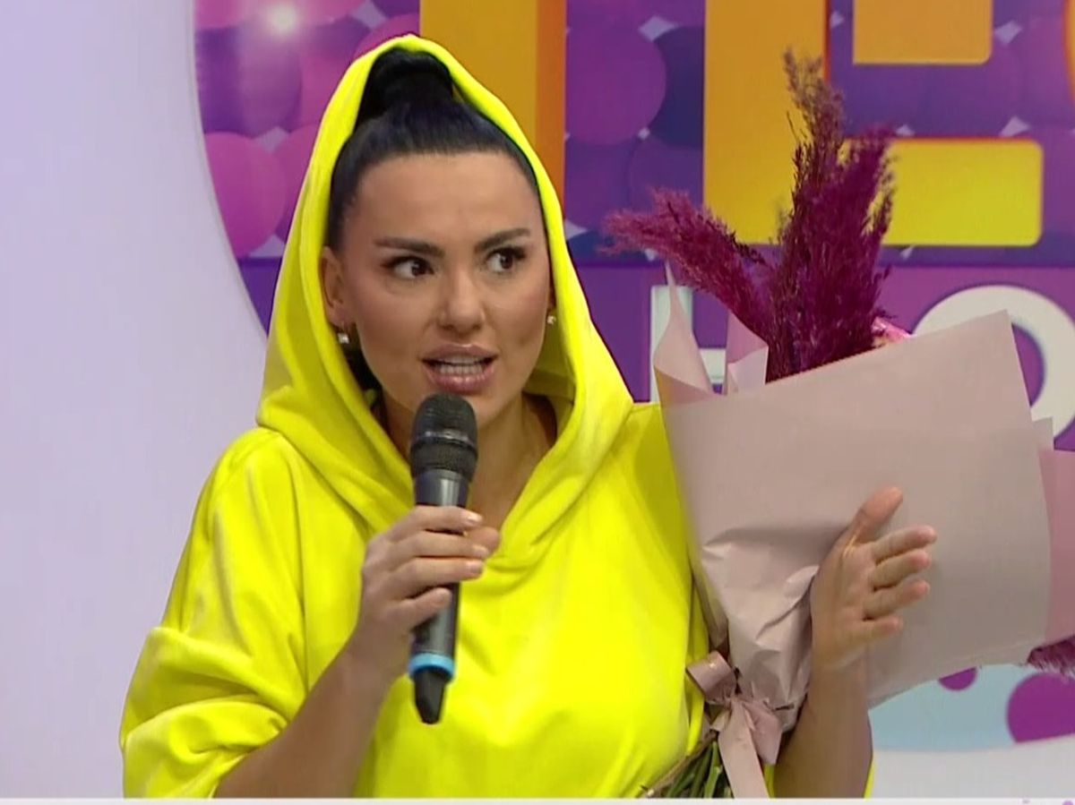 Lavinia Pîrva a fost sărbătorită la „Teo Show”! Ce își dorește artista cadou din partea lui Ștefan Bănică Jr.?