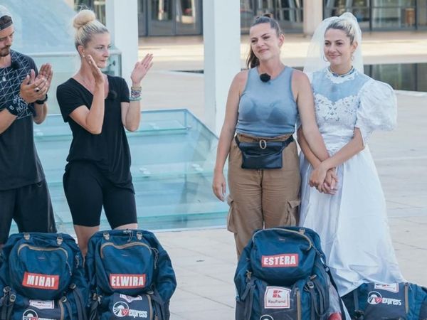 Lidia Buble şi Estera au părăsit competiţia din Asia. La final, Lidia Buble a &icirc;mbrăcat rochia de mireasă