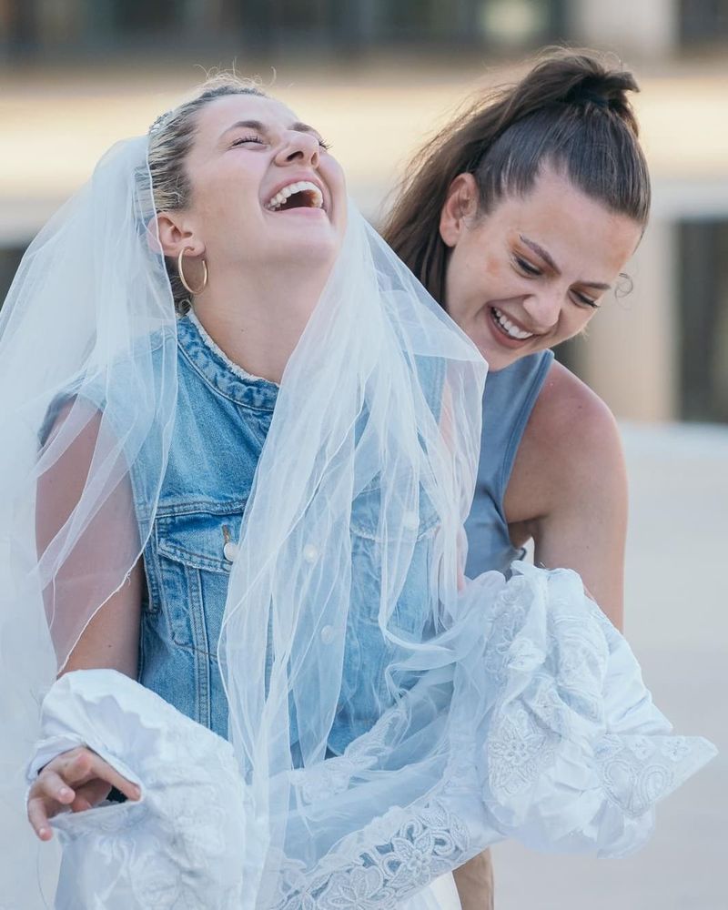 Lidia Buble şi Estera au părăsit competiţia din Asia. La final, Lidia Buble a îmbrăcat rochia de mireasă