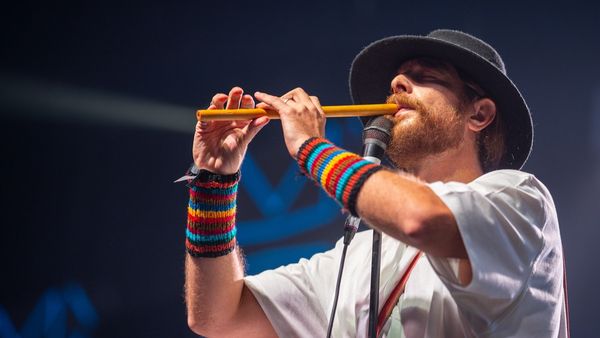  Subcarpați lansează &bdquo;Folcloru-i Oxigen Pentru Un Popor Astmatic", primul album pe vinyl