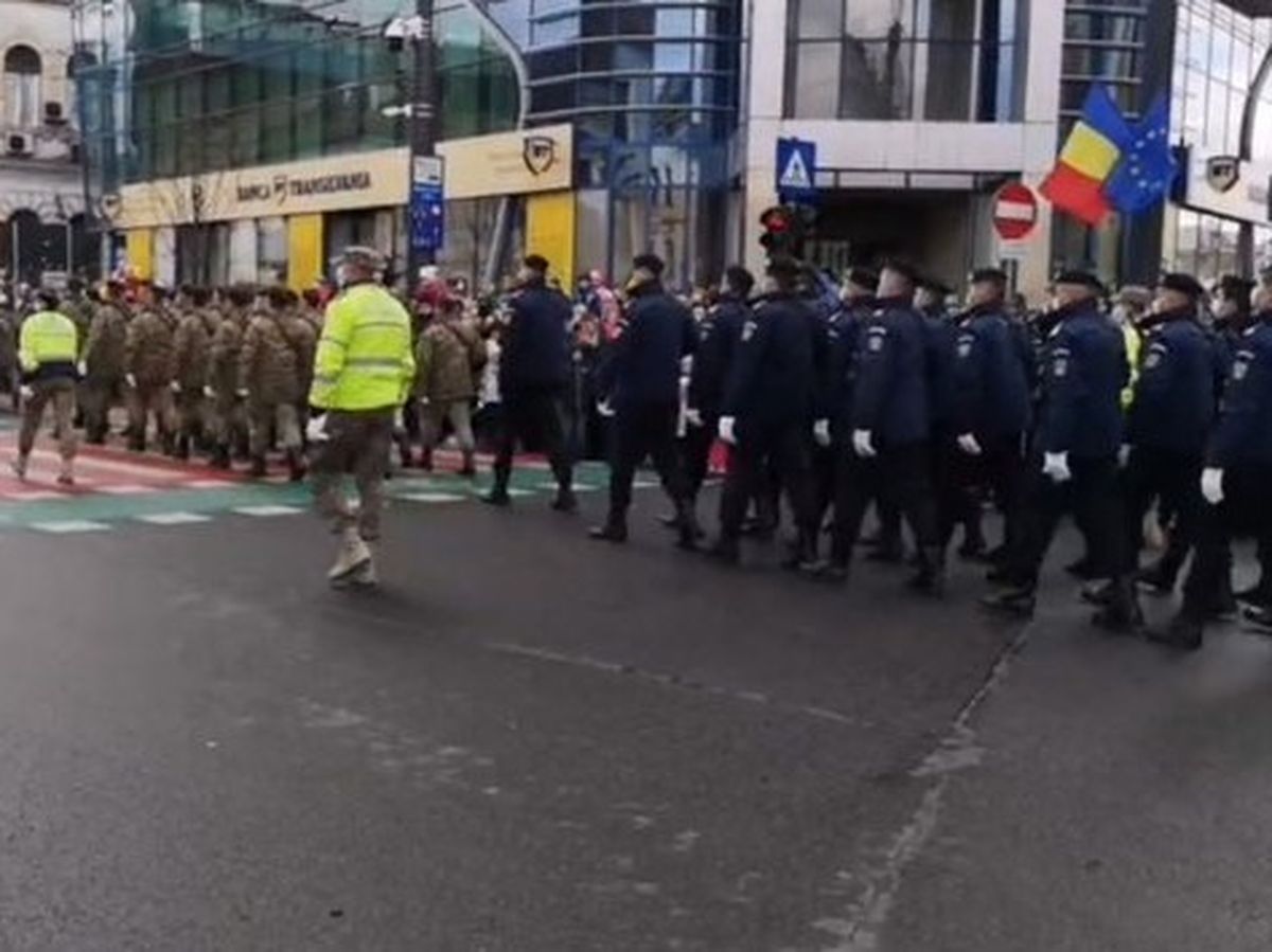 Jandarmeria Română își cere scuze pentru defilarea paradei de la Cluj-Napoca