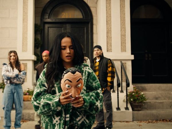 VIDEOCLIP: Becky G - Bella Ciao