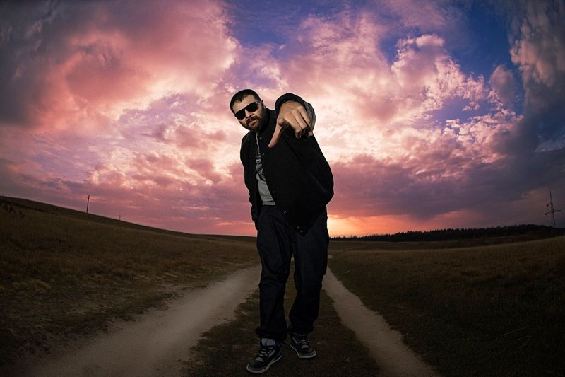 Cele mai înâlte vedete din România. Clasamentul uriaşilor din showbiz