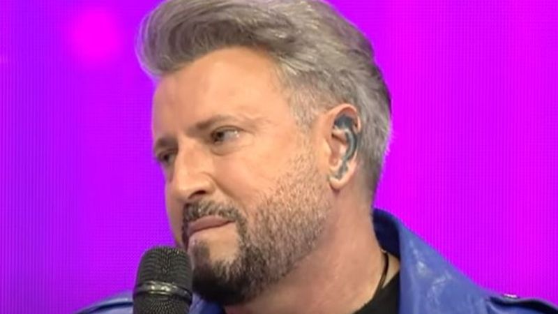 Cătălin Botezatu &icirc;mplinește 55 de ani! Urarea Angelei Similea l-a emoționat p&acirc;nă la lacrimi: &bdquo;Cel mai frumos cadou pe care l-am primit &icirc;n ultimii ani&rdquo;
