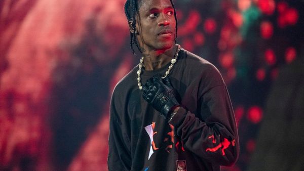Dezastru financiar pentru Travis Scott, Drake şi Apple. Despăgubiri de 2 miliarde de dolari după tragedia de la Astroworld