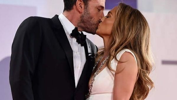 Ben Affleck, noi declarații despre relația cu Jennifer Lopez! Actorul este recunoscător pentru a doua șansă: ”E o poveste frumoasă”