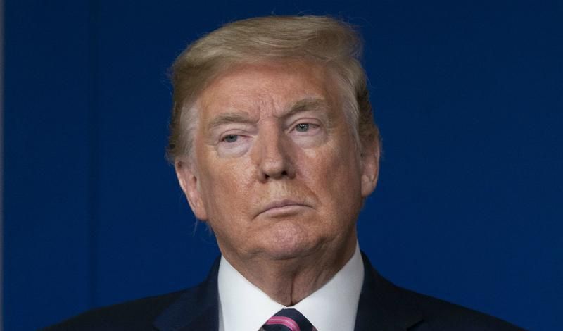 Donald Trump o acuză pe Meghan Markle că îl folosește pe prințul Harry