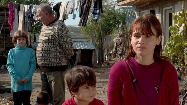 Duminică, de la ora 14:30, la &ldquo;Asta-i Rom&acirc;nia!&rdquo;,  un tată și cei șase &bdquo;pitici&rdquo;