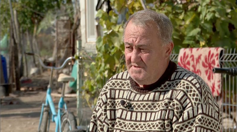 Duminică, de la ora 14:30, la “Asta-i România!”,  Un tată și cei șase „pitici”