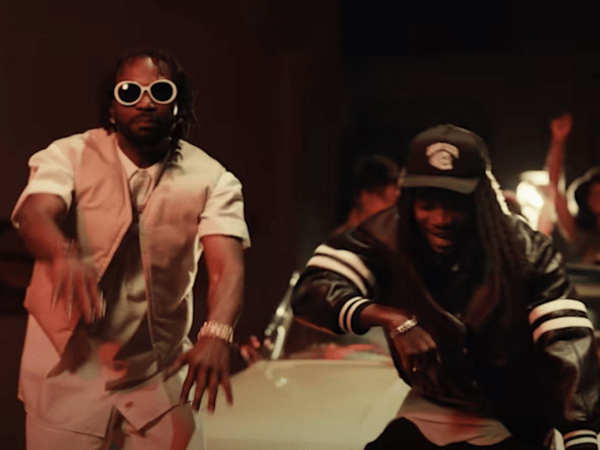 Wiz Khalifa & Juicy J - Pop That Trunk