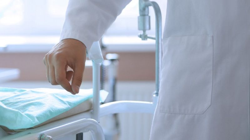 Un pacient a ajuns la spital cu un proiectil &icirc;n zona intimă. AUDIO