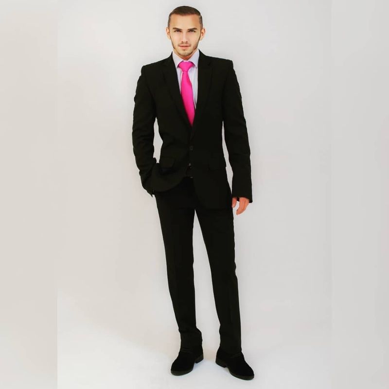 Gestul disperat făcut de Mihai Trăistariu pe rețelele sociale! Artistul își caută o nouă iubită