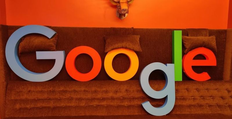 Cele mai populare căutări pe Google în 2021! Certificatul verde și Squid Game, în topul căutărilor