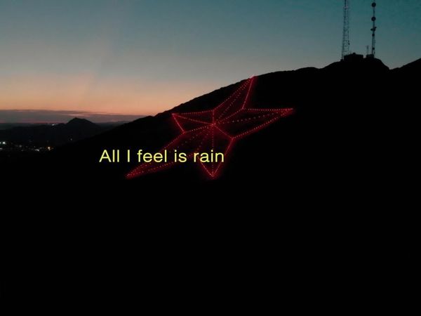 Khalid a lansat piesa &bdquo;All I Feel Is Rain&rdquo;, &icirc;n colaborare cu JID