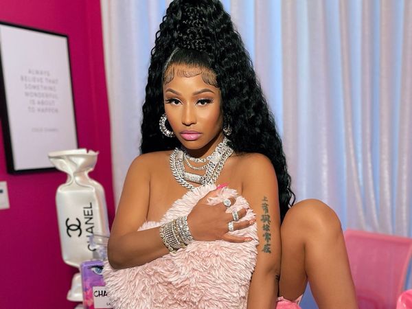 Nicki Minaj, pictorial sexy incendiar &icirc;n ziua &icirc;n care a &icirc;mplinit 39 de ani. Cum au reacționat fanii