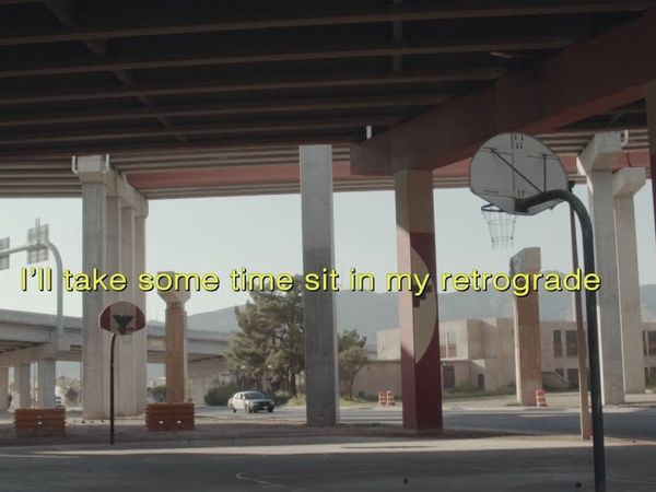 Khalid a lansat piesa &bdquo;Retrograde&rdquo;, &icirc;n colaborare cu 6LACK și Lucky Daye