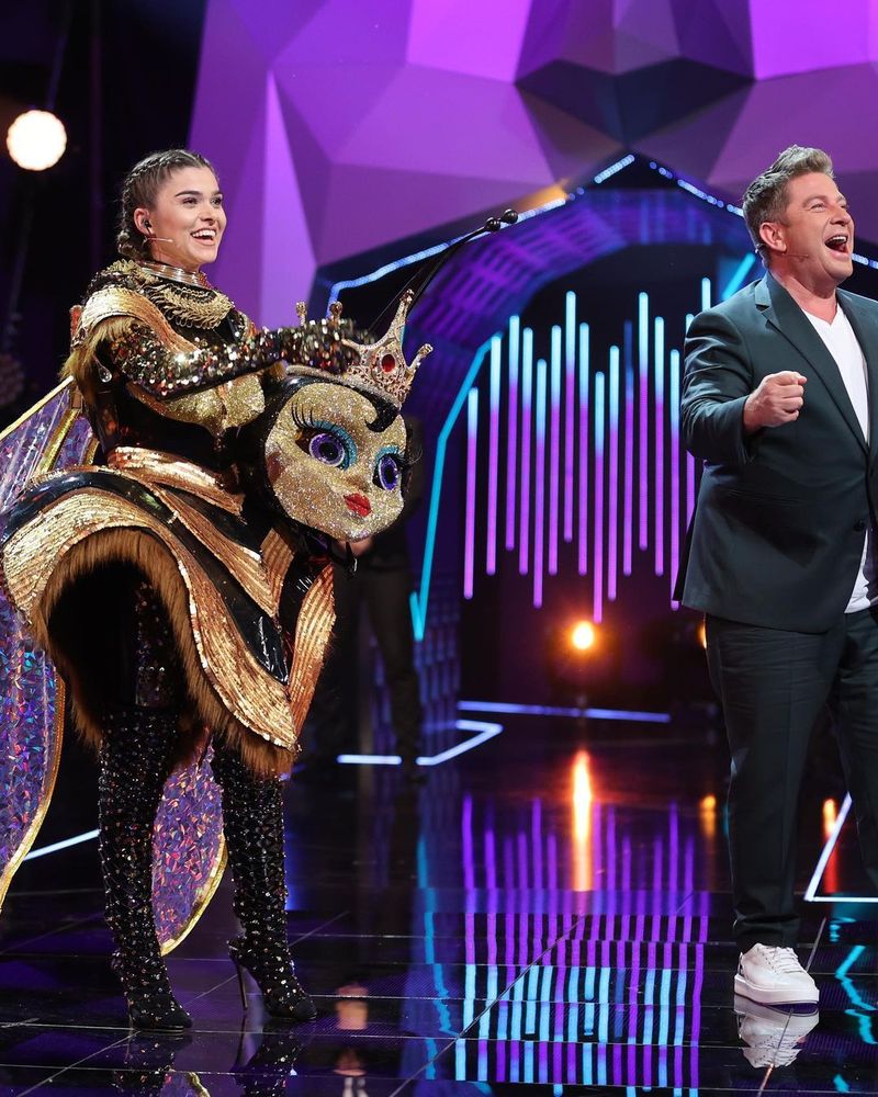 Theo Rose a purtat costumul Albinei la Masked Singer. Primele declarații după demascare: „Toată lumea era aproape convinsă că eu sunt Albina