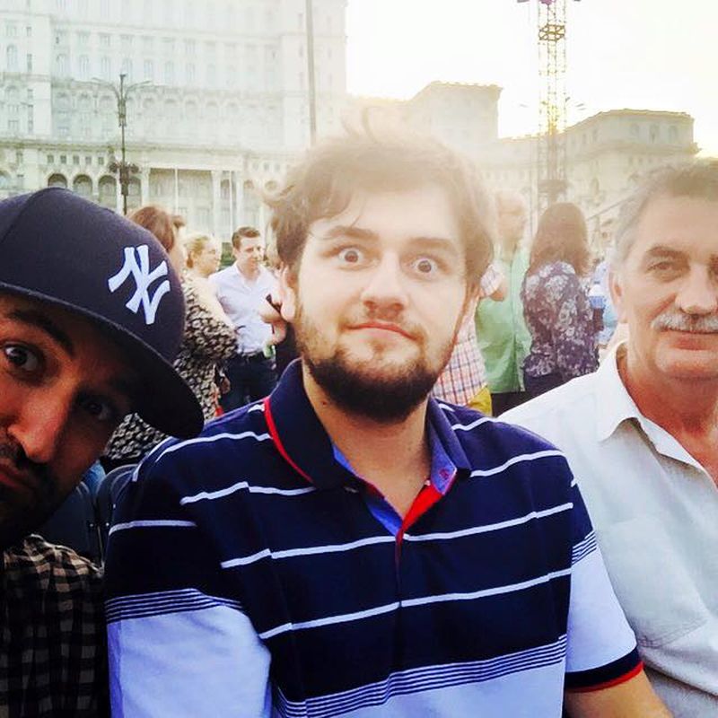 Cine este, de fapt, mama lui Smiley