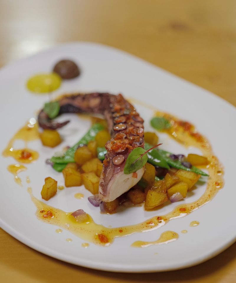 Sâmbăta aceasta, de la ora 15:00, în “ROventura”,  povești de călătorie pe tărâmul vinului