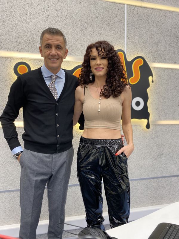 Invitatul de 12. Cine este Andreea D?! Artista a făcut baschet și muzică, dar de profesie este economist: &bdquo;Mi-aș fi dorit să fac o școală de muzică&rdquo;