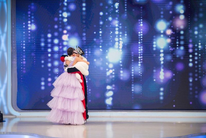 Anda Adam s-a retras de la „Bravo, ai Stil! Celebrities”. Motivul pentru care artista nu a mai rămas în competiție: „Eu va trebui să-i fiu alături”