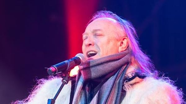 Câţi copii are Ştefan Hruşcă? ”Le place să cânte, la pian, la chitară și vocal”