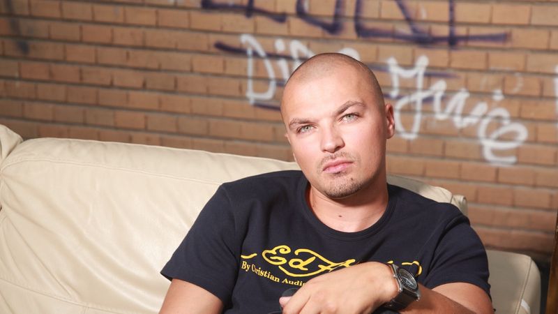 Puya, prima reacție după ce s-a scris că ar fi fost scos cu forța dintr-un magazin pentru că nu purta mască: &bdquo;Dă, domne, filmarea aia să văd şi eu&rdquo;