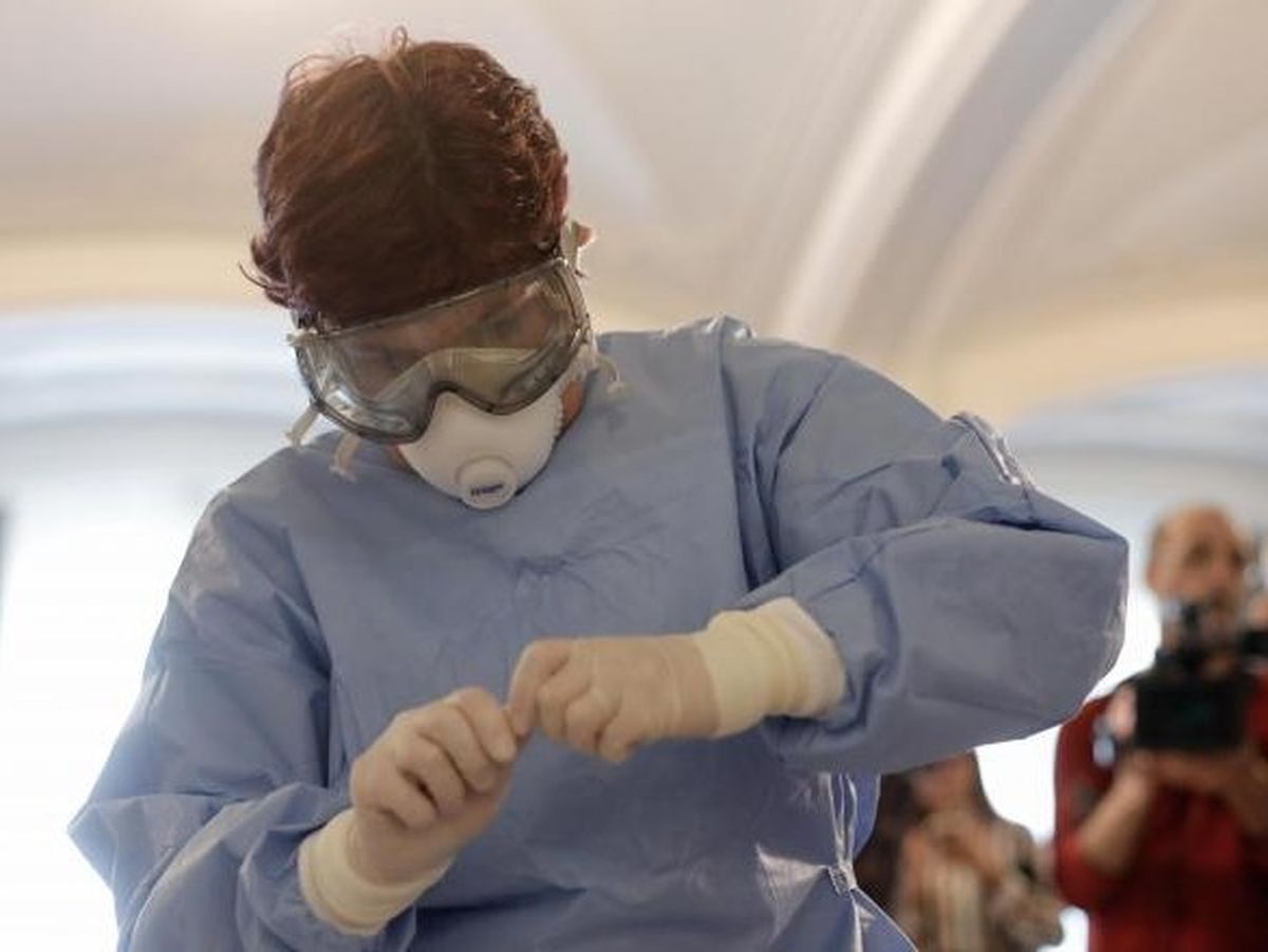 Dimineața Nebună. Un bărbat vindea pe internet truse cu ajutorul cărora te puteai contamina cu coronavirus. Audio