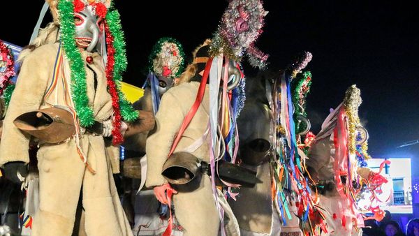 Sărbătorile de iarnă 2021: Tradiţii româneşti pentru lunile decembrie şi ianuarie