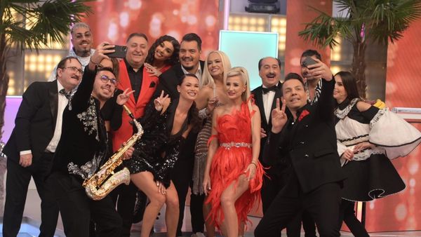 Revelion Kanal D - Gala Premiilor Eroii Comediei 2021 și Roata Distracției