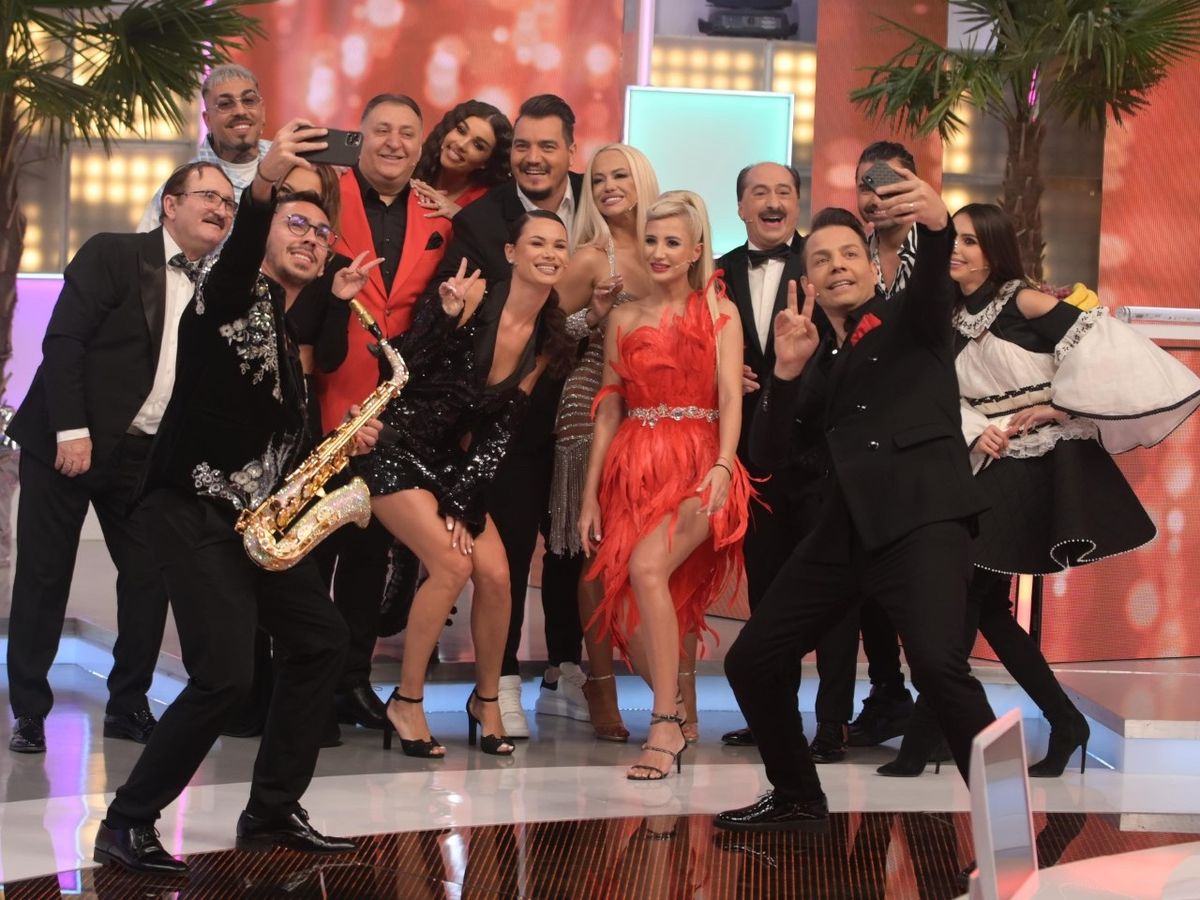 Revelion Kanal D - Gala Premiilor Eroii Comediei 2021” și „Roata Distracției”