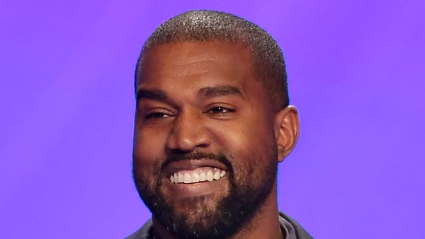 Kanye West, gest impresionant pentru copiii nevoiași! Celebrul rapper american a fost Moș Crăciun de weekend