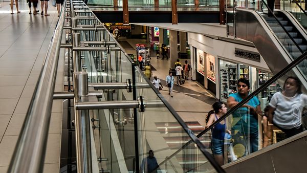 Program mall-uri de Crăciun 2021