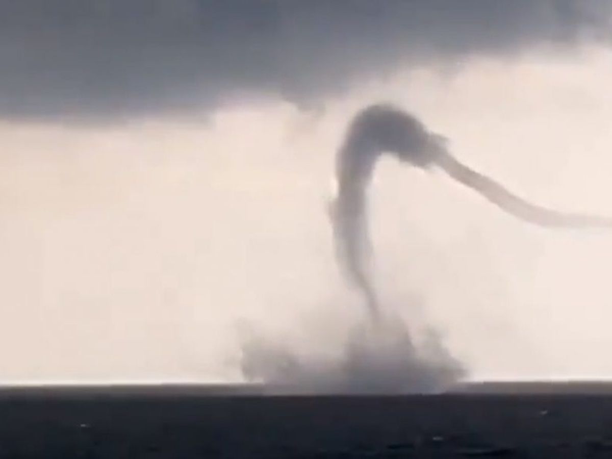 O șoferiță era să fie dată afară pentru că a refuzat să livreze pachete în timpul unei tornade