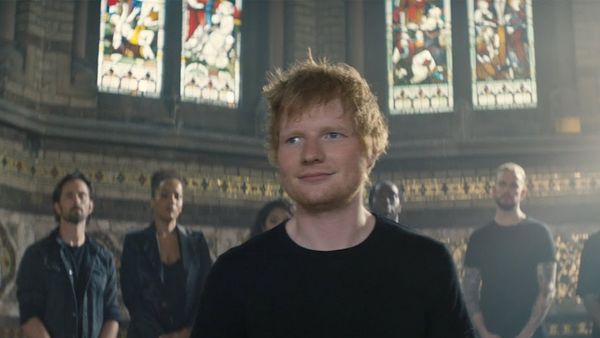 Ed Sheeran a lansat o versiune live a piesei „Afterglow”. VERSURI aici