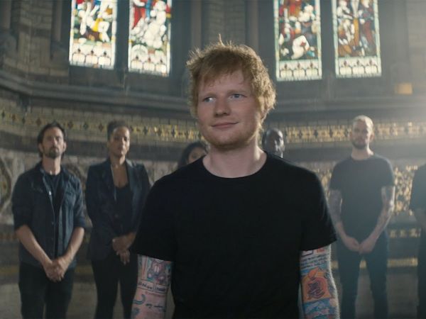 Ed Sheeran a lansat o versiune live a piesei &bdquo;Afterglow&rdquo;. VERSURI aici