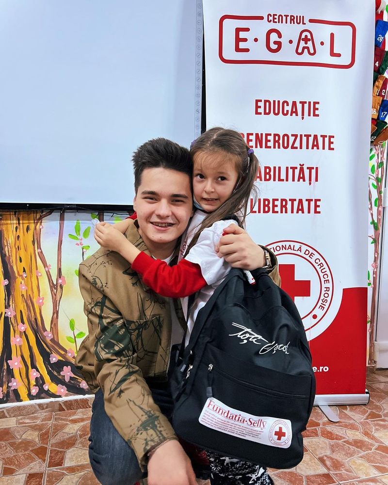 Selly, gest caritabil pentru copiii nevoiași